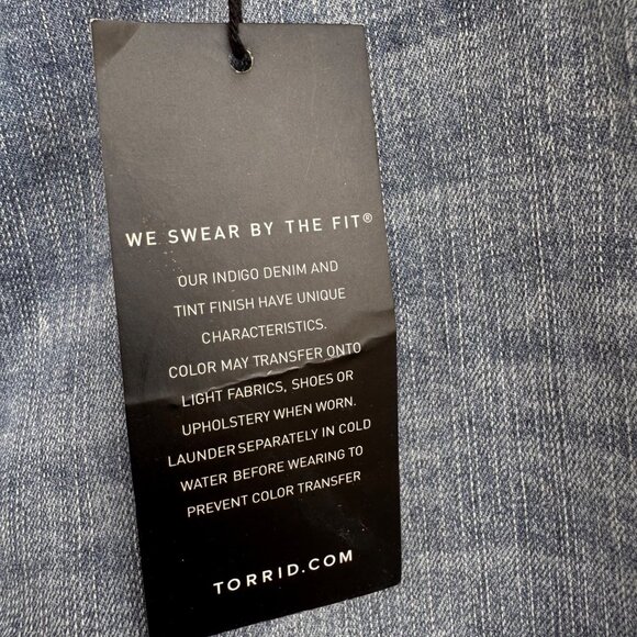 Torrid Womens Slim Boot Montecito Jeans Size 20 Medium Wash Denim Stretch Fit - Picture 6 of 15